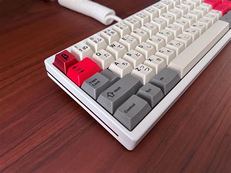 Keycult 1/60 Red with GMK Beta .
